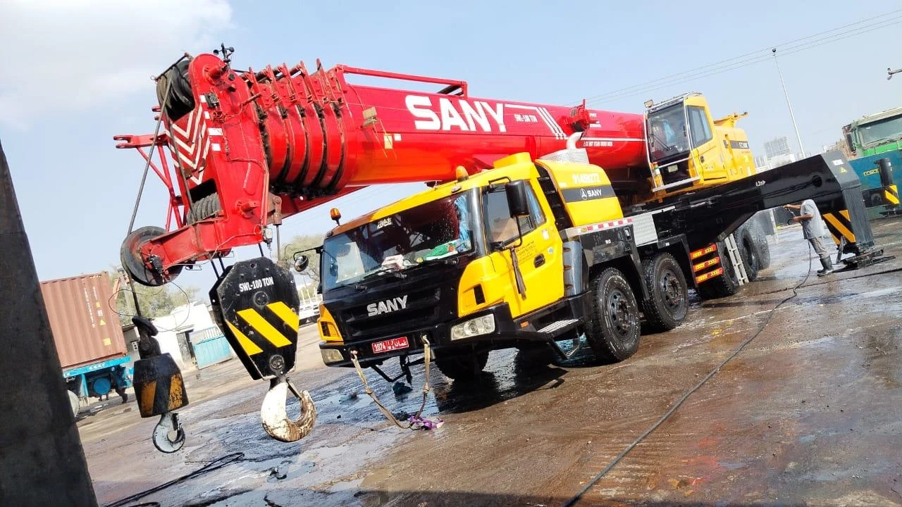 Close view of a mobile crane